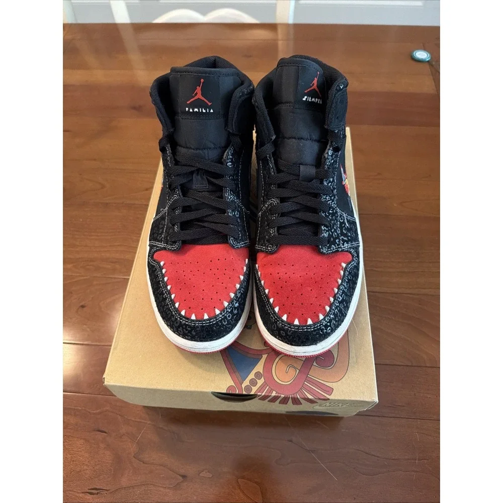 Nike Air Jordan 1 Mid SE Siempre Familia With Extra Red Laces